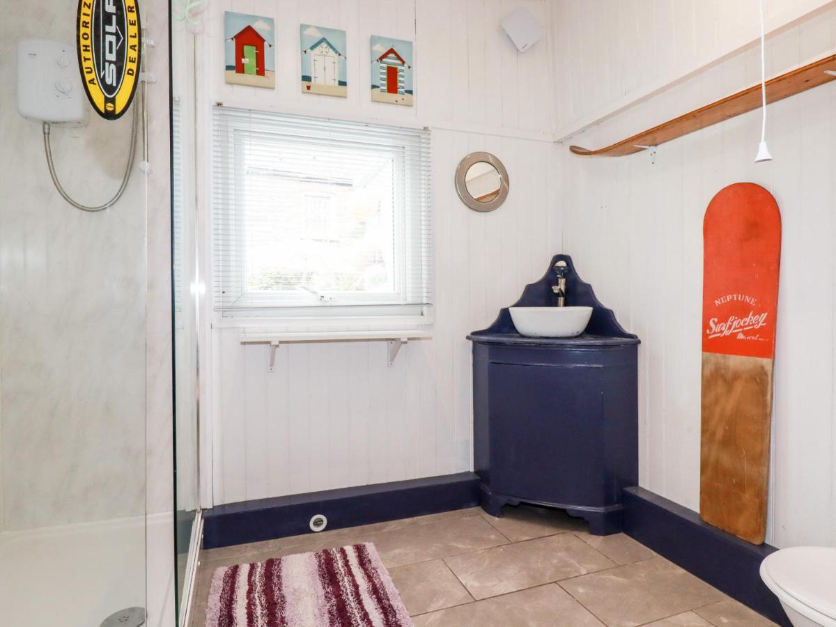 The Moonbeach Cabin Gorran Haven Bagian luar foto